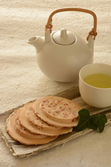 南部せんべい　緑茶