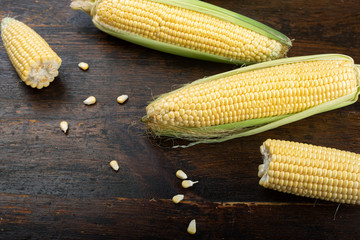 raw corn on the table