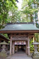 諏訪大社上社本宮入口御門