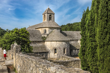 Fototapeta na wymiar Abtei Senanque im Luberon