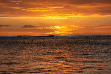 Fototapeta premium sunset over the sea