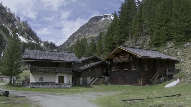 Fr&uuml;hling, Felbertauern, Alm, Hochtal, Wohlgemutalm, Wohlgemut Alm, Wohlgemut, Nationalpark, Hohe Tauern, Matreier Tauernhaus, Fr&uuml;hjahr, Osttirol, Tirol, Matrei, Lienz, Alpenhauptkamm,  Feuchtwiese, Sc