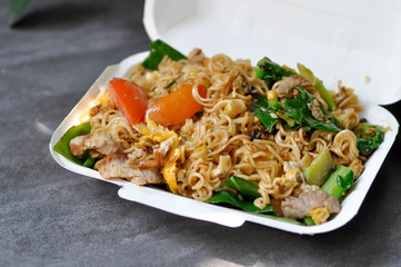 stir fried noodles with pork and vegetable