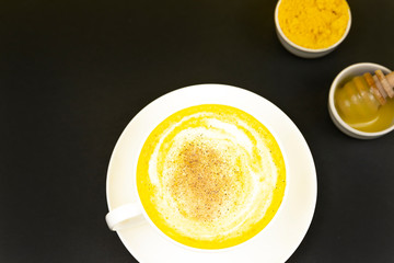 Golden milk, golden latte, turmeric milk, Detox, immune boosting, anti inflammatory healthy cozy drink