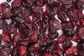 Dried berries are tasty and can be stored for a long time.