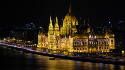 Parliament building in Budapest by night