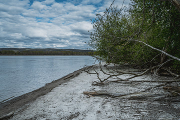Fototapeta Linia brzegowa jeziora Oyeren w czasie suszy obraz
