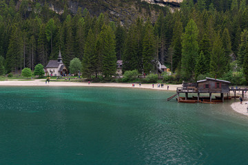 Fototapeta na wymiar View of the lake of braies