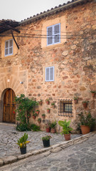 Fototapeta na wymiar Picturesque facade of a house on Majorca (Mallorca), Spain.