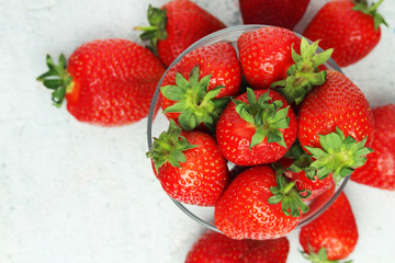 A bowl with ripe bright strawberry	
