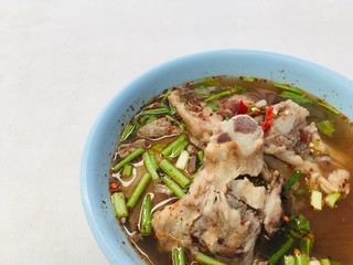 Spicy boiled cartilage broth Super spicy, super delicious
Sweet and sour Is a food that is suitable for people who like to eat spicy Cartilage is crunchy and chewable.
