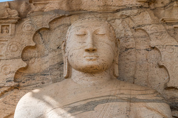 statue of buddha Polonnaruwa