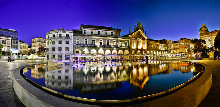 Braga, Portugal; 3-9-2019; panorama of the fountain at sunset