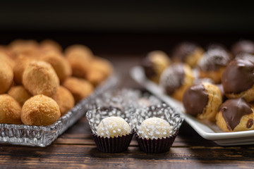 Traditional Brazilian snacks stuffed with chicken; 