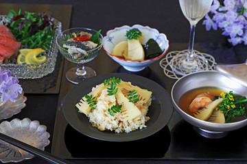 たけのこご飯のテーブル