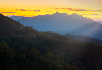 Obraz na płótnie Canvas Impressive scenery during sunrise from Pang Mapha districts, Mae Hong Son,Thailand.