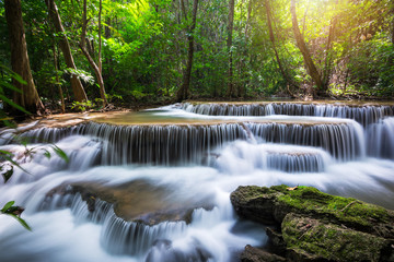 Obraz na płótnie Canvas Huay Mae Khamin waterfall in tropical forest, Thailand 