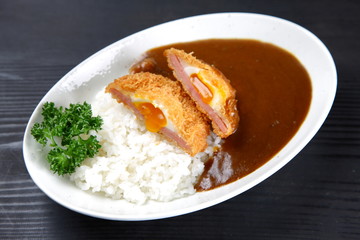 ハムエッグカレー