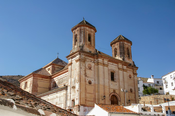 Fototapeta na wymiar iglesia de San Antonio de Padua en el municipio de Alpandeire, Málaga