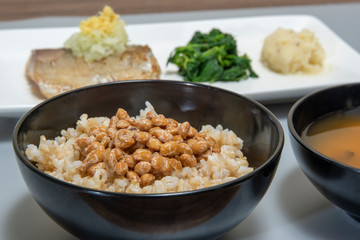 玄米と納豆