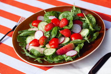 Fresh salad with tomatoes and cucumber