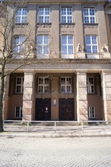 Lily-Braun-Gymnasium