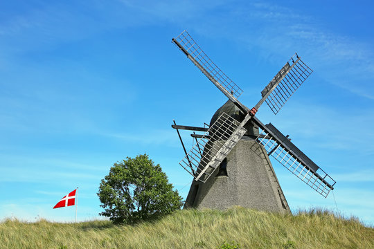 Kragskov windmill from 1870, is an old Dutch wildmill located in Skagen, Denmark.