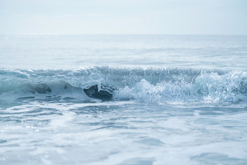 Obraz premium Beach Wave in Beautiful Summer Day