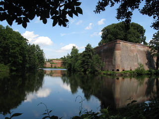 Obraz premium Mauern Wasserfestung Zitadelle Spandau Sehenswürdigkeiten Berlin