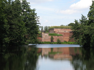 Fototapeta premium Mauern Wasserfestung Zitadelle Spandau Sehenswürdigkeit in Berlin