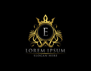 Premium Royal King E Letter Crest Gold Logo template