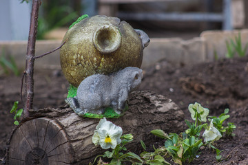 Garden figure