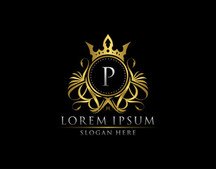 Naklejka premium Premium Royal King P Letter Crest Gold Logo template