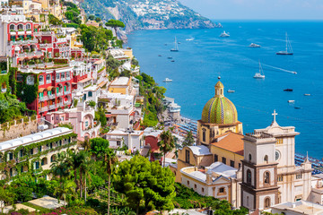 Panoramic view of Positano at Amalfi coast in Southern Italy - obrazy, fototapety, plakaty