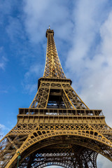 Travel a Paris in France