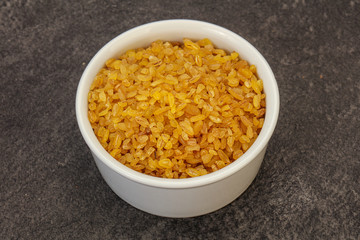 Vegetarian cuisine - dry bulgur for cooking
