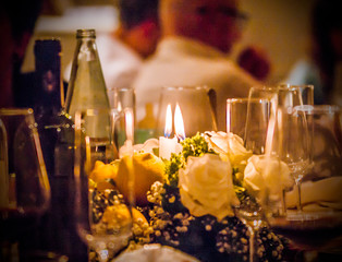candles light up the table and give the right atmosphere to your party