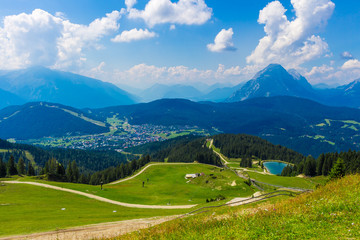 Fototapeta na wymiar Beautiful Panorama near Seefeld in Tirol 
