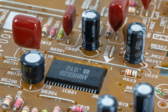 Composant &eacute;lectronique informatique