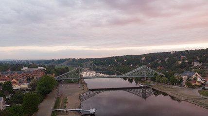 ver valley with fronatl bridge view