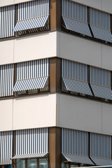 Sonnenschutz fenstermarkisen