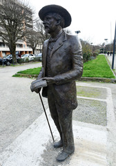Statue de Frederic Mistral Toulouse 