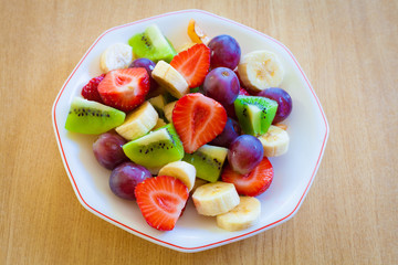Mix of sliced ​​fruit tutti frutti