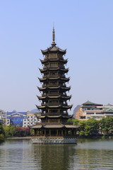 Pagodes de la lune &agrave; Guilin, Chine	