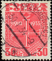 Krzemieniec 1. Kasownik / datownik pocztowy (1934) odbity na znaczku pocztowym wydanym na 15-lecie Odzyskania Niepodległości (30 gr, Fi.263).