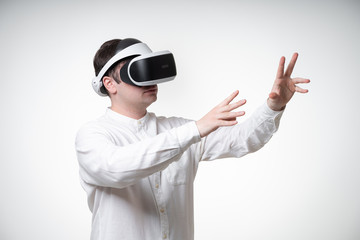 guy exploring virtual reality