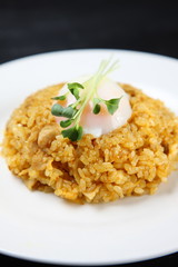 ドライカレー温玉乗せ