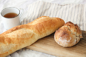 朝食のイメージ　パン
