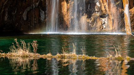 Hanging Lake waterfall