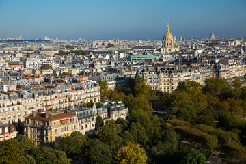 Fototapeta na wymiar Panoramic view of Paris cityscape